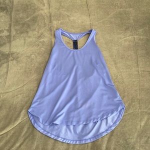 workout too with open back Size S Old Navy
